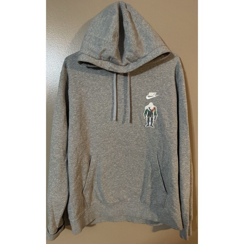 Nike Grey Adult Size Large Hoodie Sweatshirt With Bigfoot Nature Patch